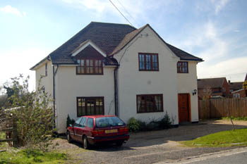 70 Tilsworth Road - the former police house March 2008